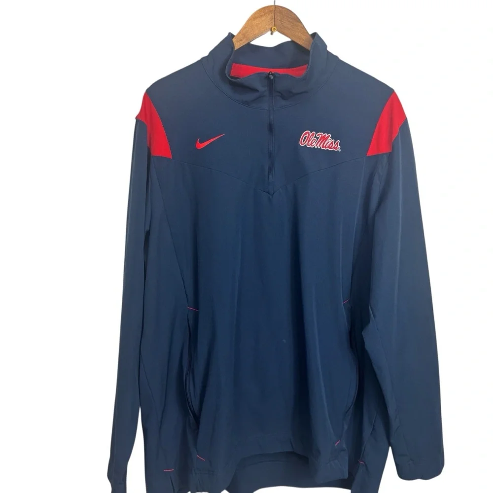 Nike Men's Ole Miss Logo‎ DF Victory 1/4 Zip Pullover XL